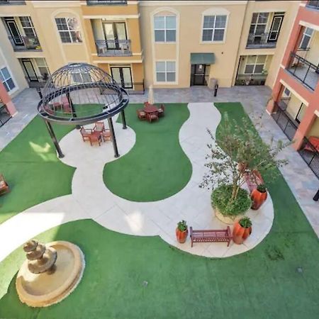 Modern Condo Near Texas Medical Center W Free Parking Houston Eksteriør billede