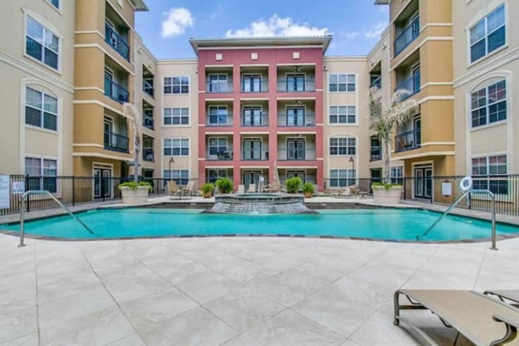 Modern Condo Near Texas Medical Center W Free Parking Houston Eksteriør billede